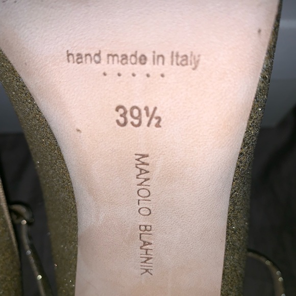 MONOLO BLAHNIK GOLD GLITTER HEELS - Picture 4 of 7